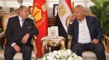 محافظ بورسعيد اللواء محب حبشي يلتقي كامل أبو علي رئيس النادي المصري لتنسيق خطط تطوير الفريق 1